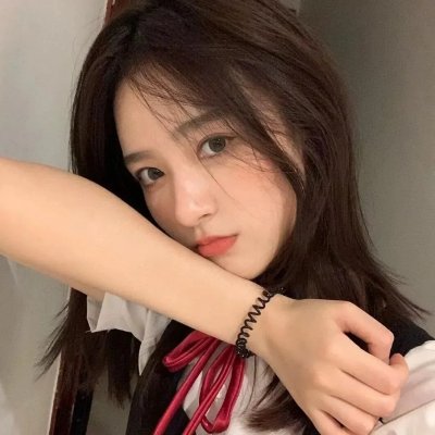 隔楼女孩:我们之间的层距